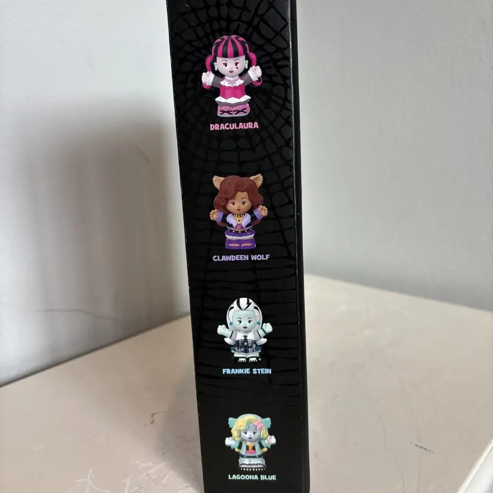 Little People monster high